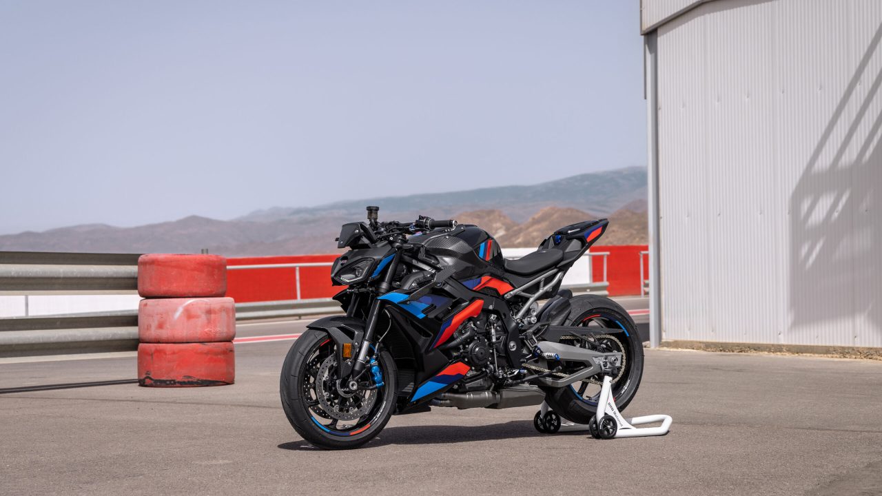 BMW M1000R and S1000R Look Fiercer and More Powerful